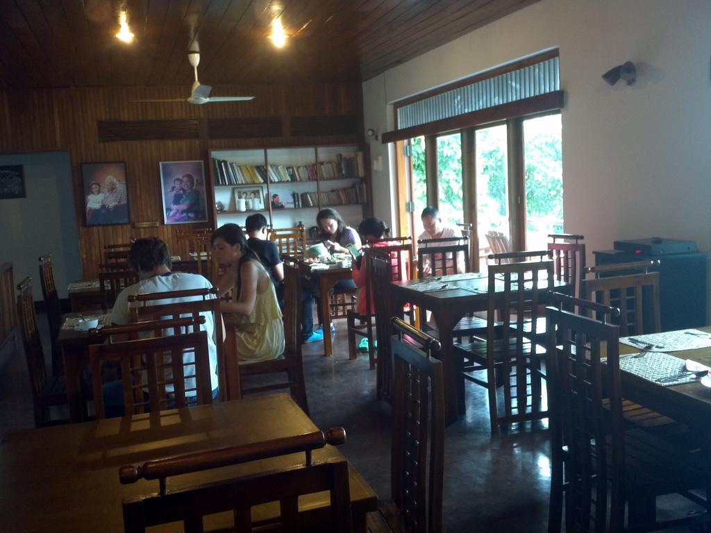 Amaara Residence Kandy Buitenkant foto