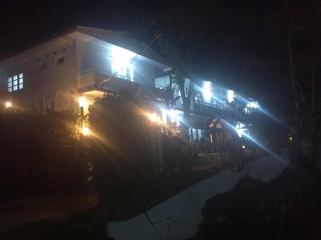 Amaara Residence Kandy Buitenkant foto