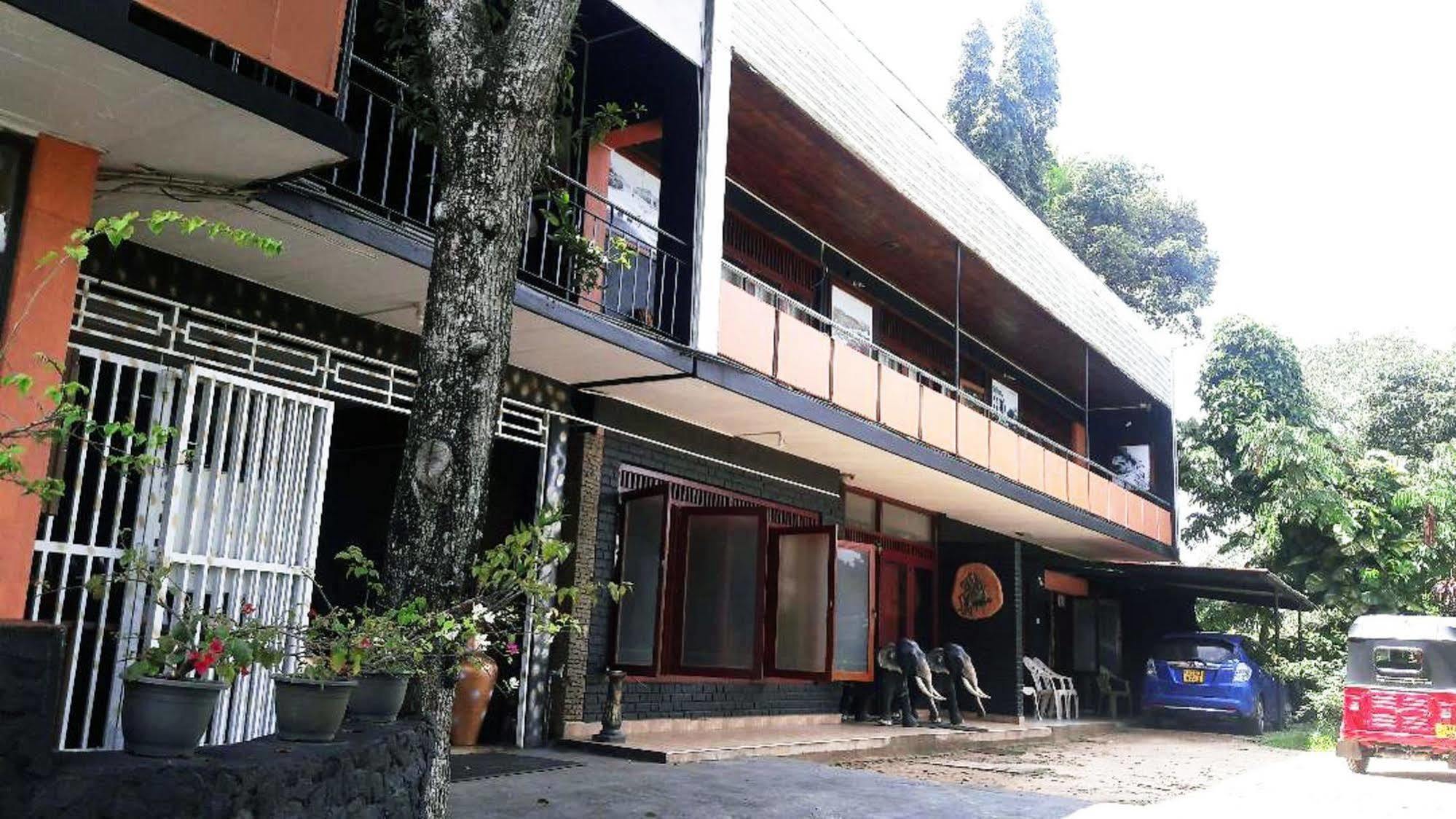 Amaara Residence Kandy Buitenkant foto